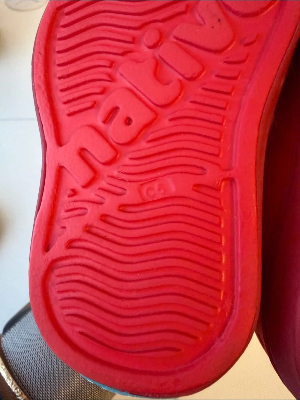 native toddler shoe miller torch red solid size 5 toddler water slip on